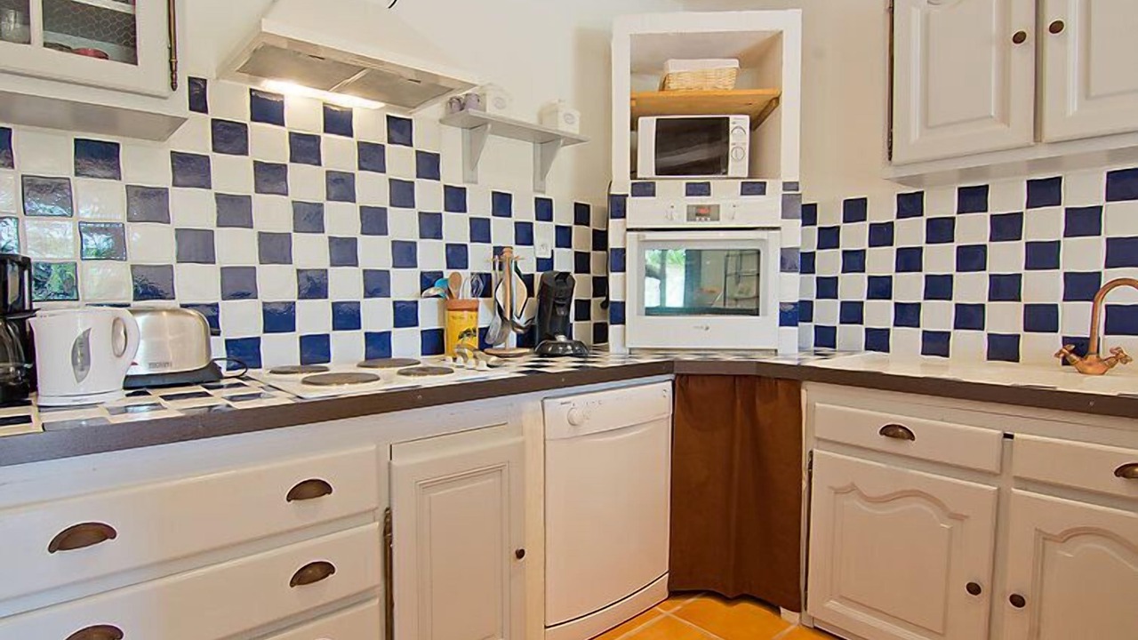 Photo of Bedroom in Lagnes