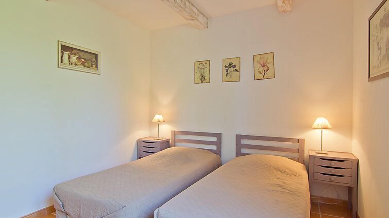 Photo of Others in Lagnes