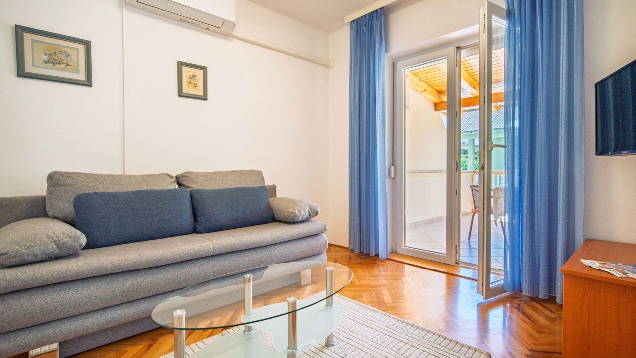 Photo of Livingroom in Banjol