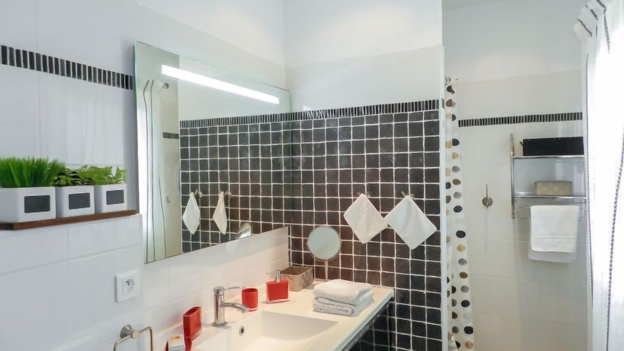 Photo of Bathroom in Galeria