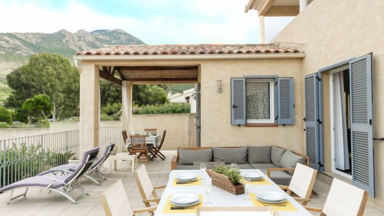 Photo of Outdoor in Galeria