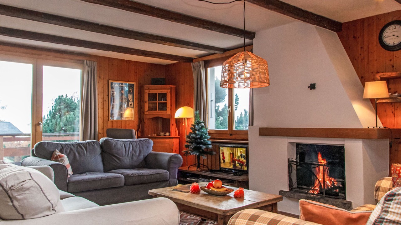 Photo of Livingroom in Saint-Pierre-de-Clages