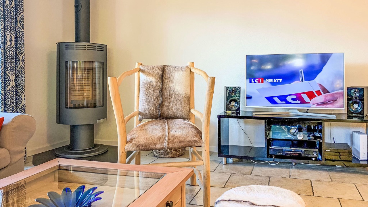 Photo of Livingroom in Saint-Pierre-de-Clages