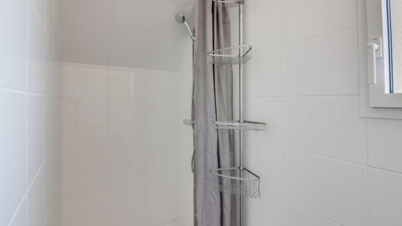 Photo of Bathroom in Saint-Lunaire