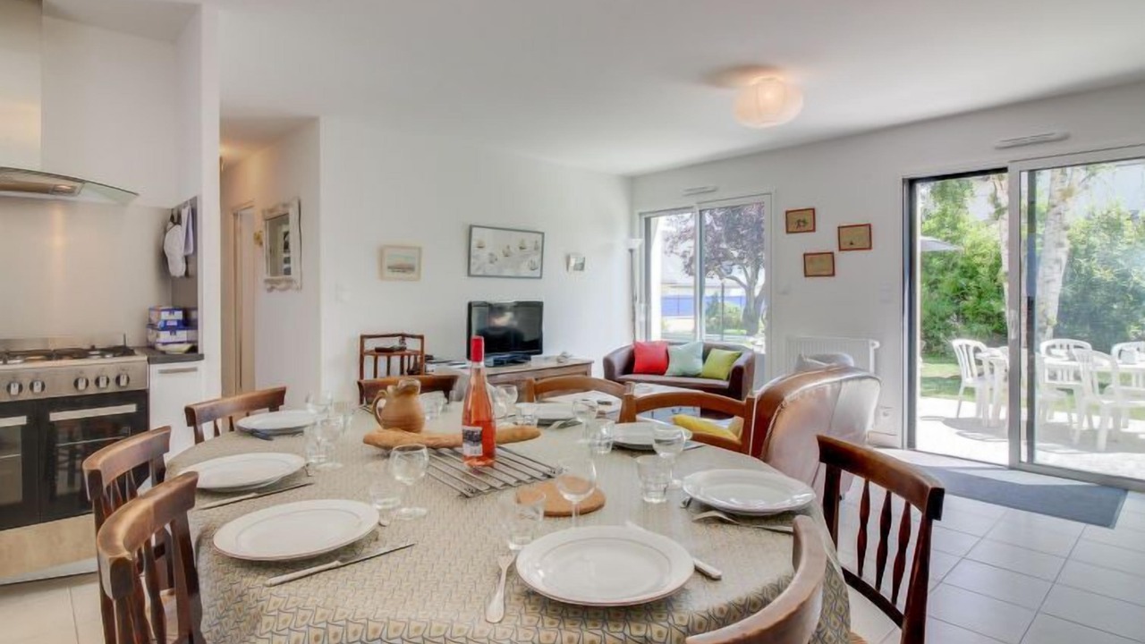Photo of Bedroom in Saint-Lunaire