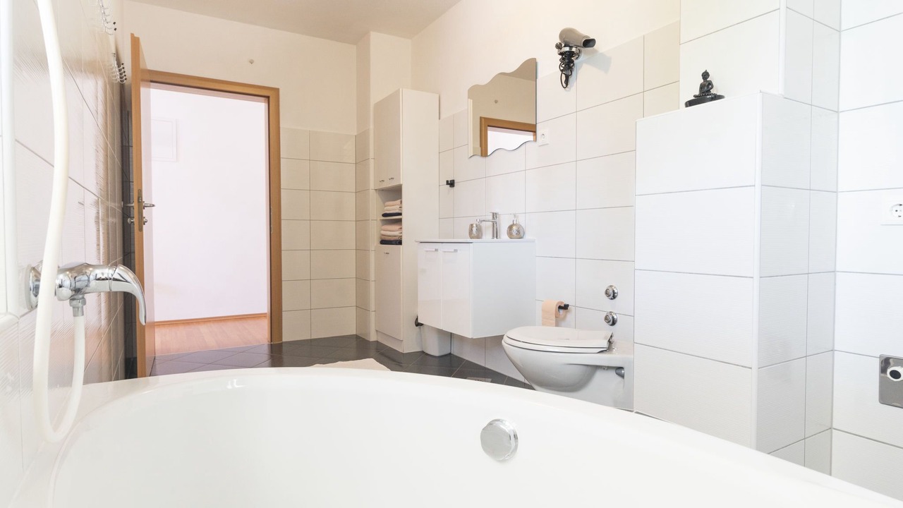 Photo of Bathroom in Slatine