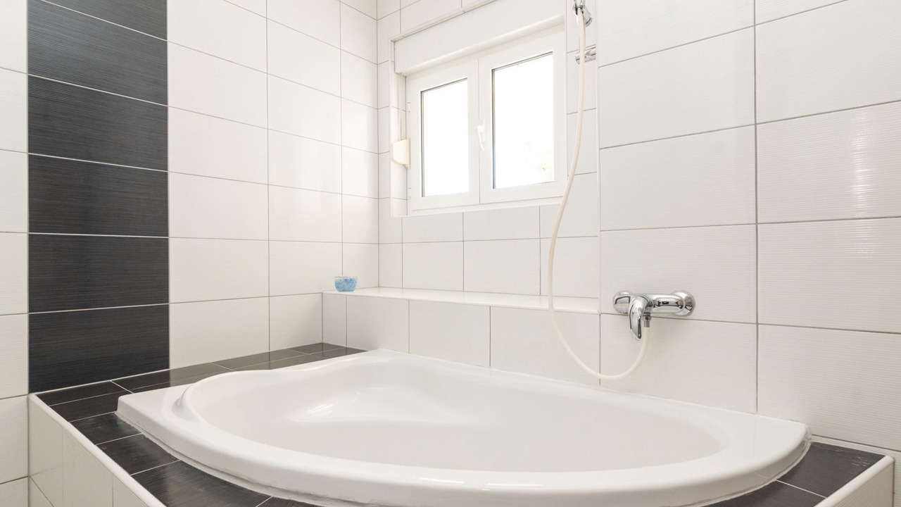 Photo of Bathroom in Slatine