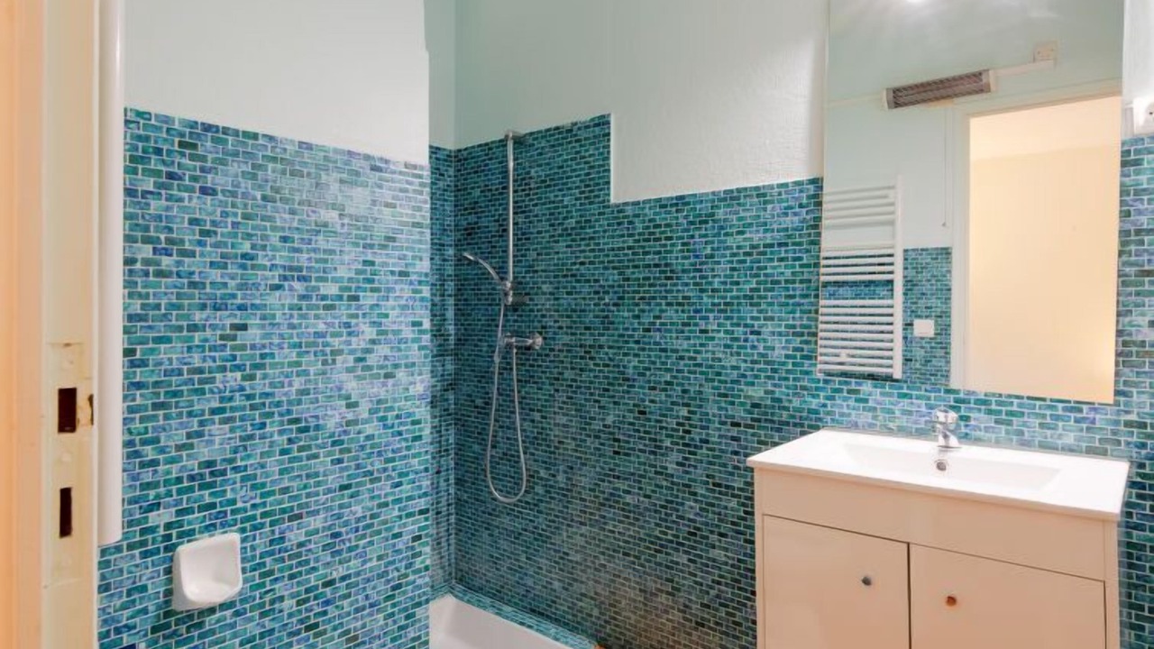 Photo of Bathroom in Plage de la Garonnette