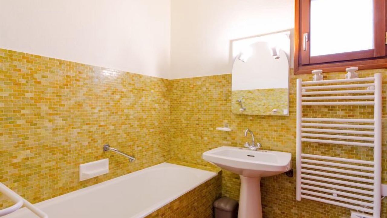 Photo of Bathroom in Plage de la Garonnette