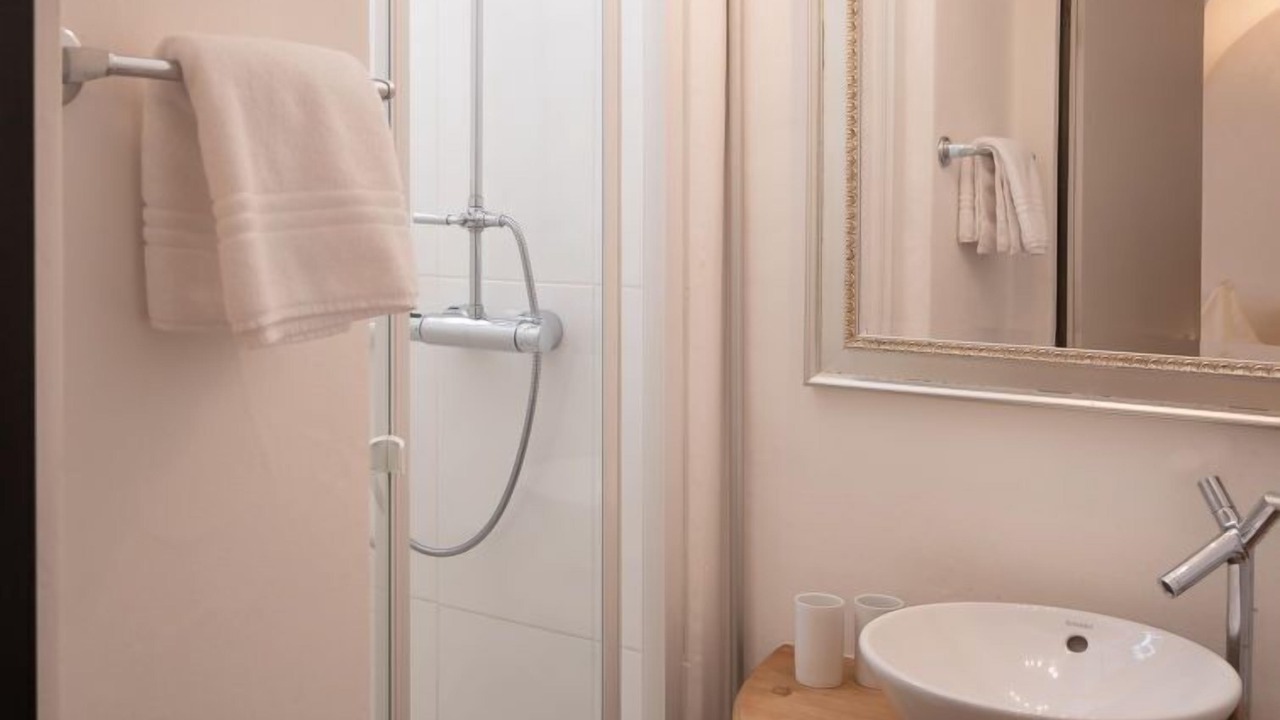 Photo of Bathroom in Samedan