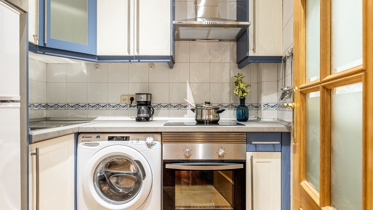 Photo of Kitchen in Golden Triangle of Art