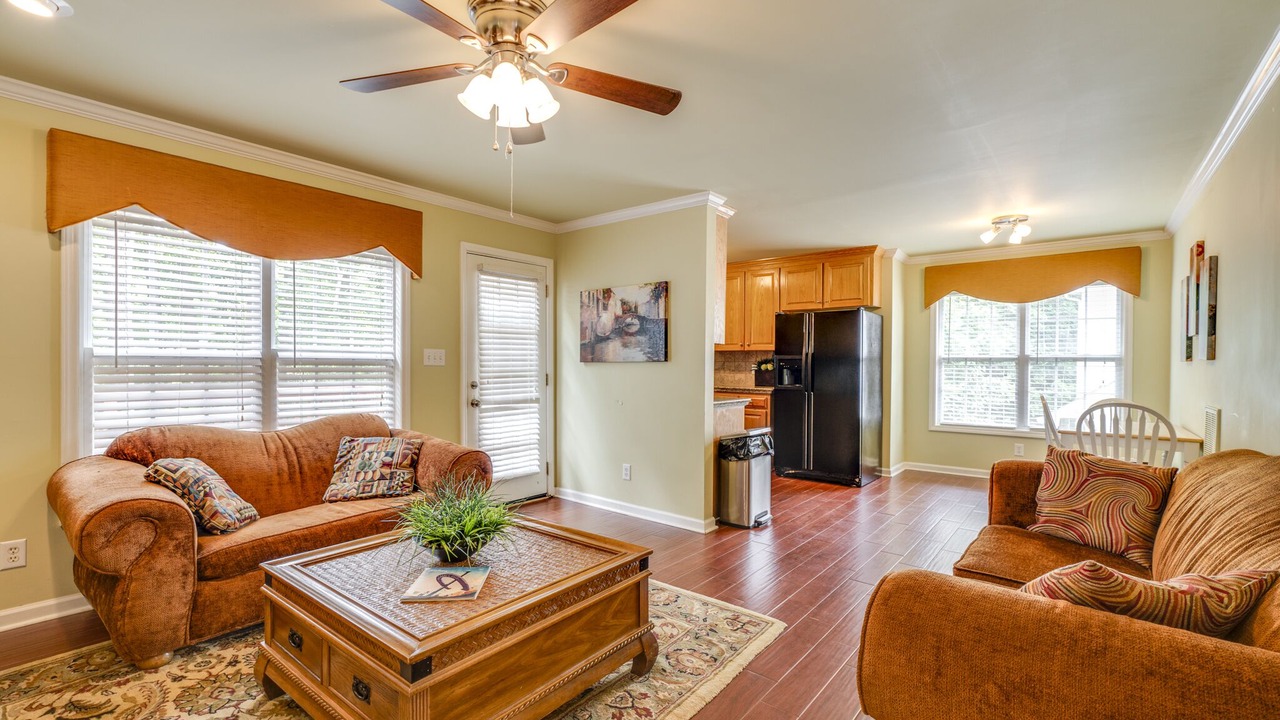 Photo of Livingroom in Southwest Raleigh