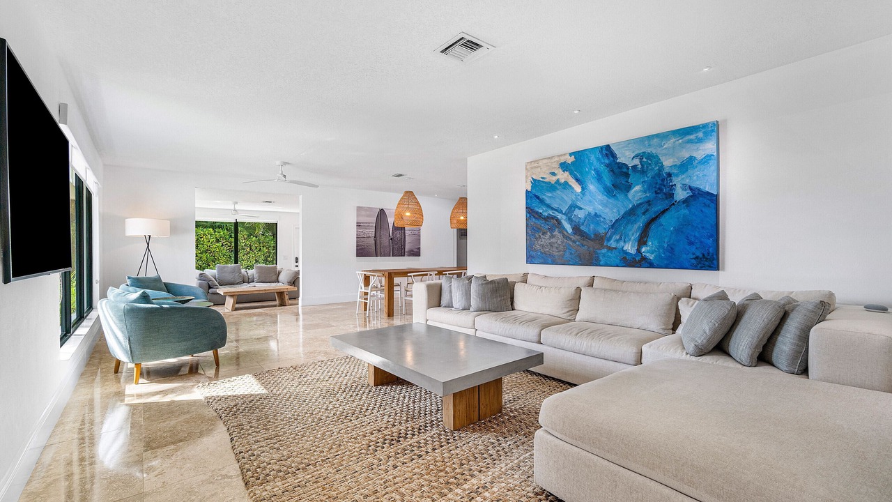 Photo of Livingroom in Singer Island