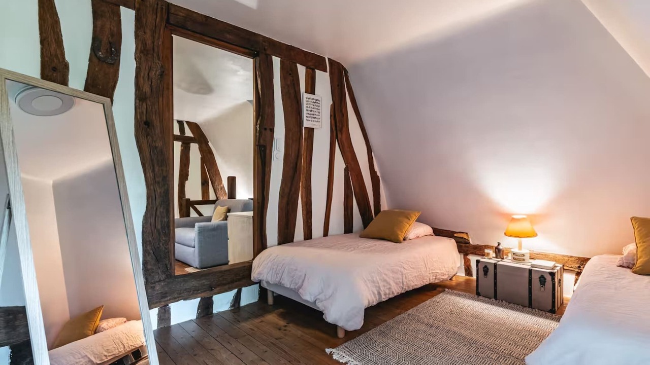 Photo of Bedroom in Ablon