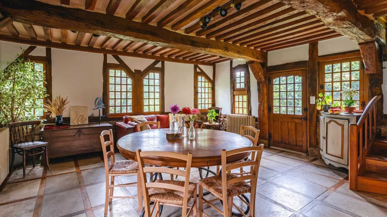 Photo of Others in Ablon