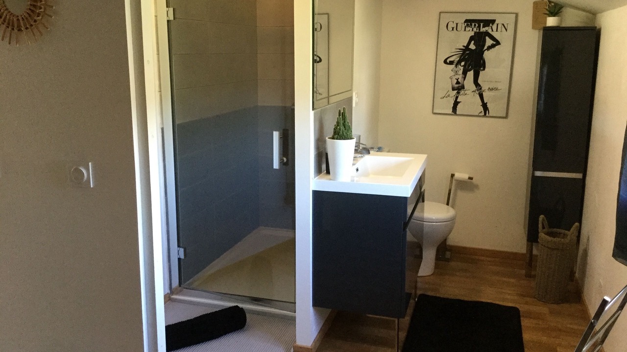 Photo of Bathroom in Carcassonne