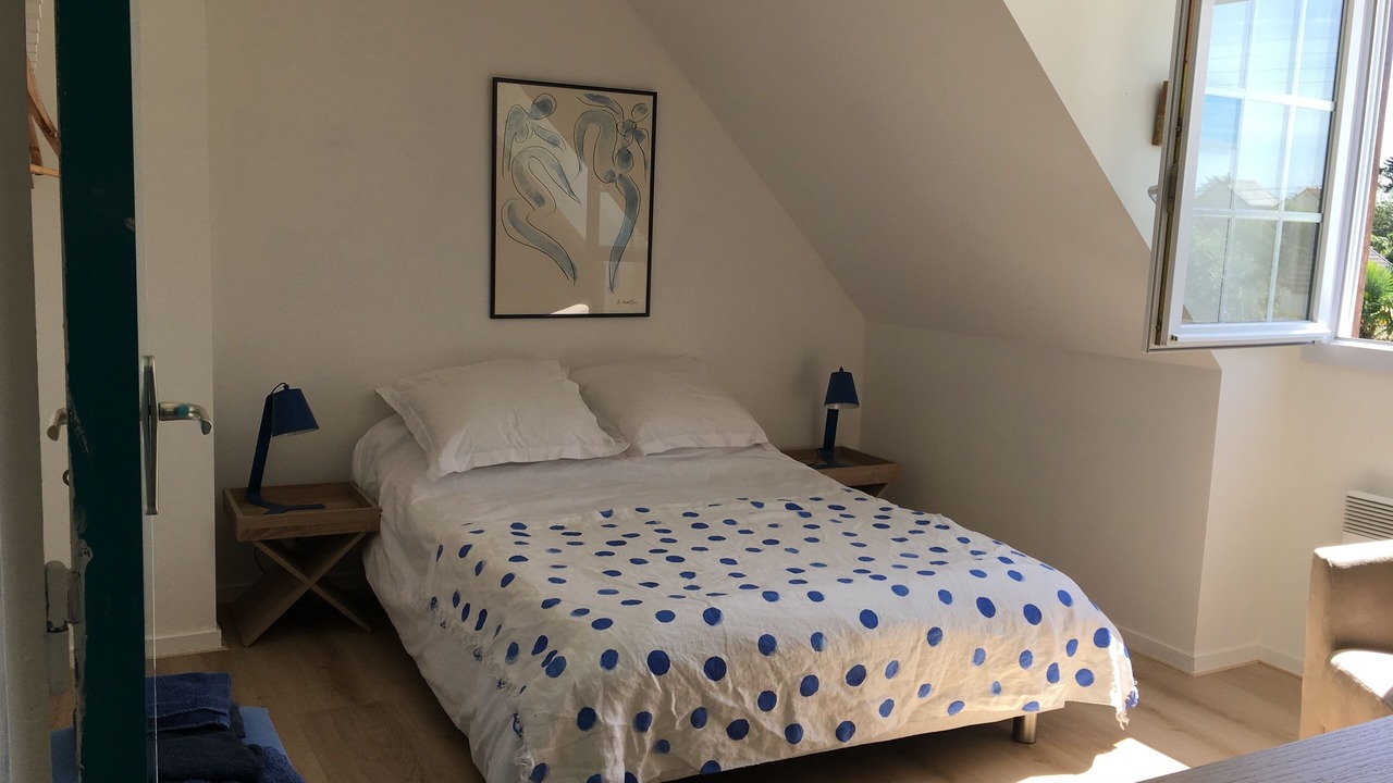 Photo of Bedroom in Barneville-Carteret