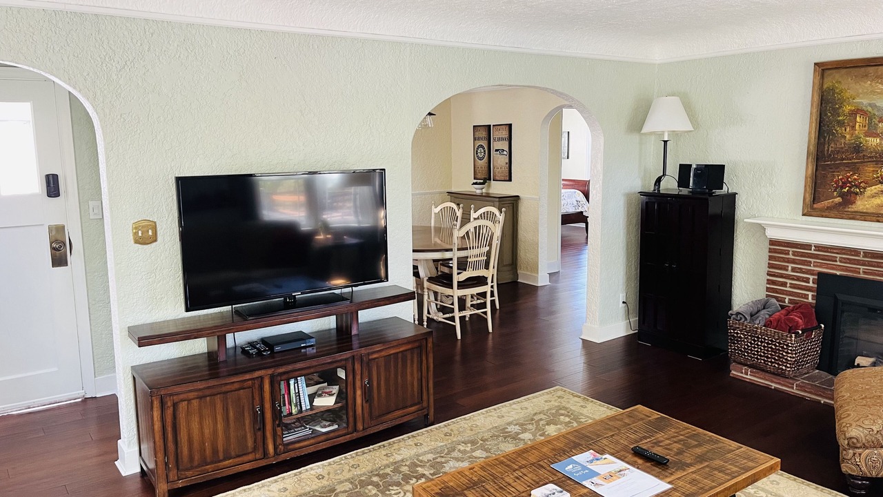 Photo of Others in Pullman