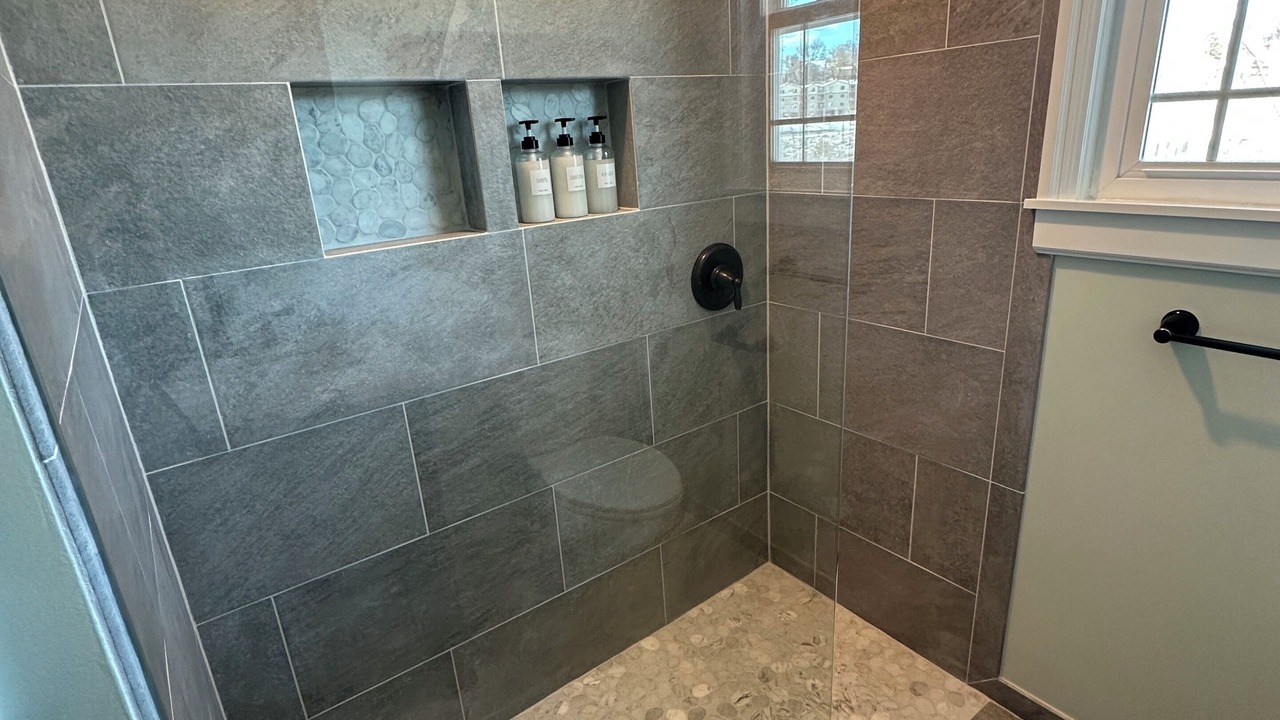 Photo of Bathroom in Pullman