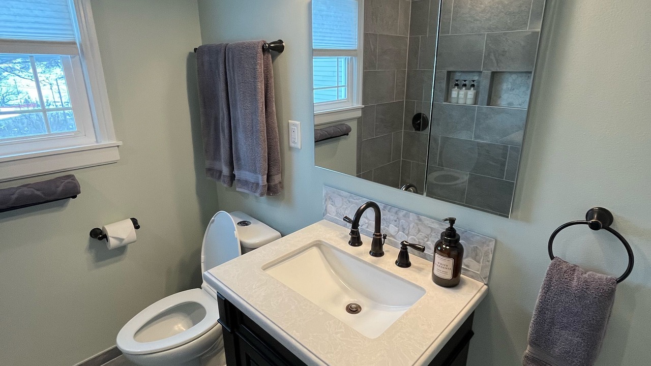 Photo of Bathroom in Pullman