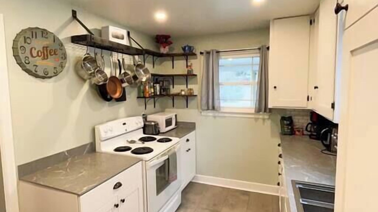 Photo of Others in Pullman