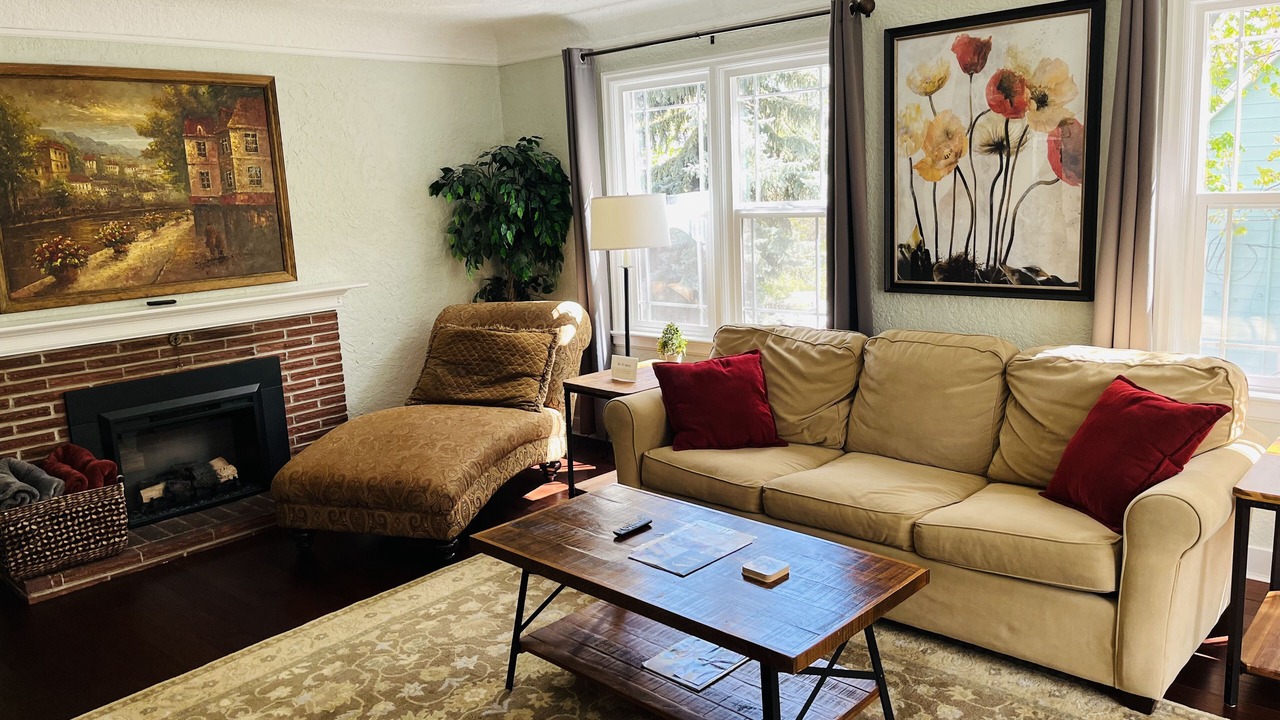 Photo of Others in Pullman