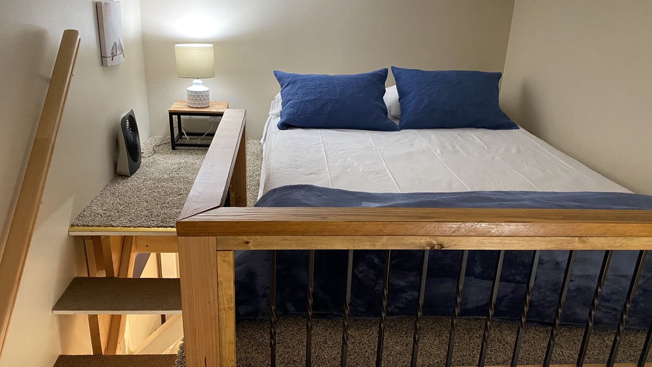 Photo of Bedroom in Elkhorn Village