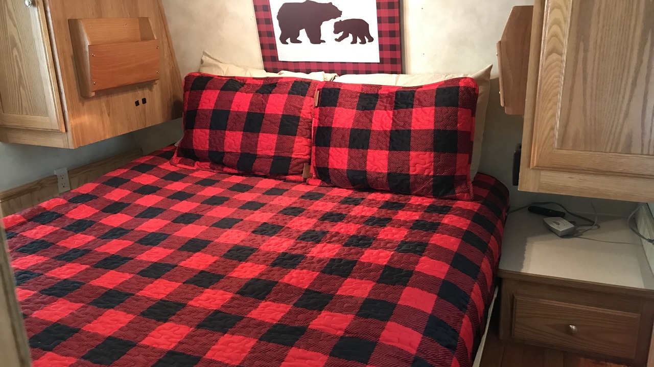 Photo of Bedroom in Candler