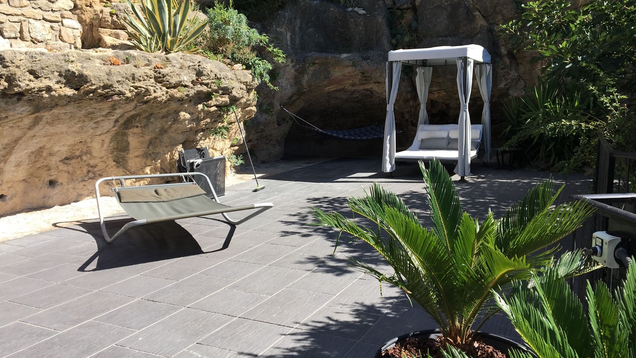 Photo of Patio Balcony in La Tour-Sur-Orb