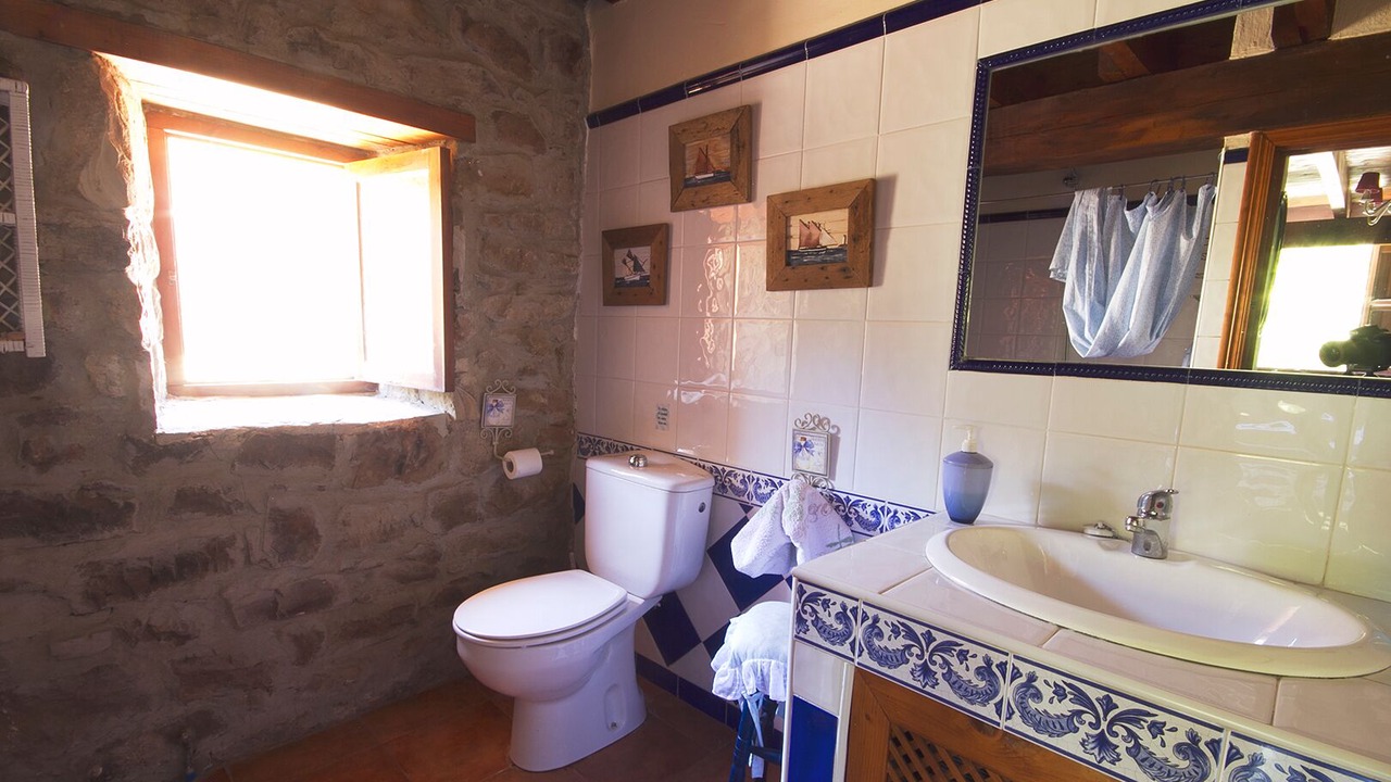 Photo of Bathroom in Reocin de los Molinos
