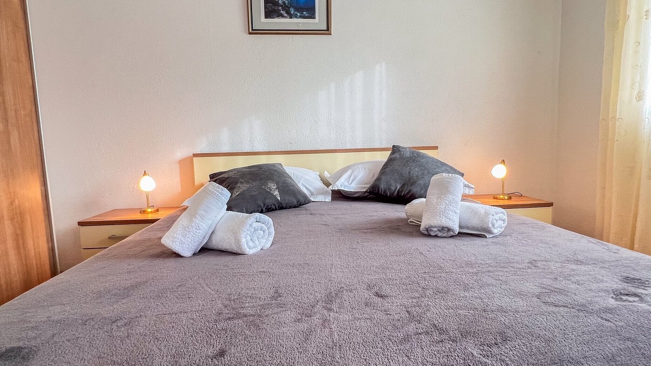 Photo of Bedroom in Bast