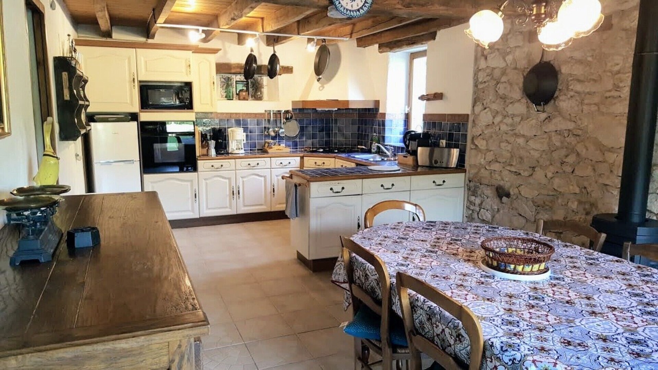 Photo of Kitchen in Nadaillac-de-Rouge