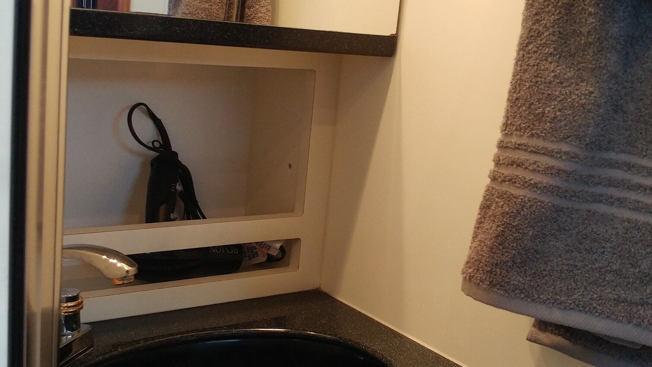 Photo of Bathroom in Thompson Square - Bunker Hill
