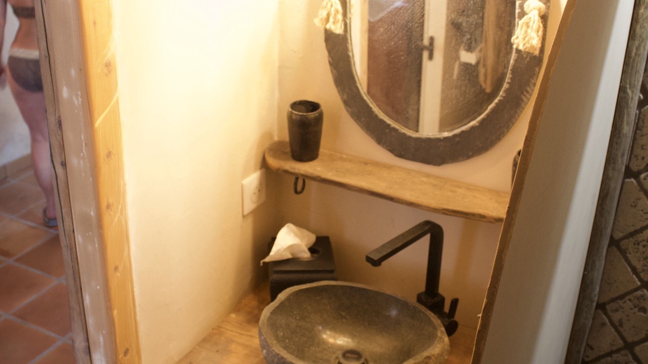 Photo of Bathroom in Saint-Mesmin