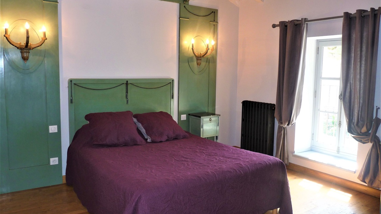 Photo of Bedroom in Alzonne