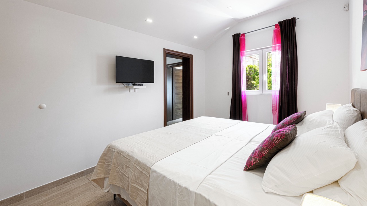 Photo of Bedroom in Mlini