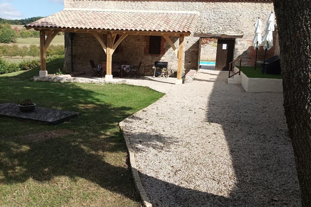 Photo of Outdoor in Pailloles