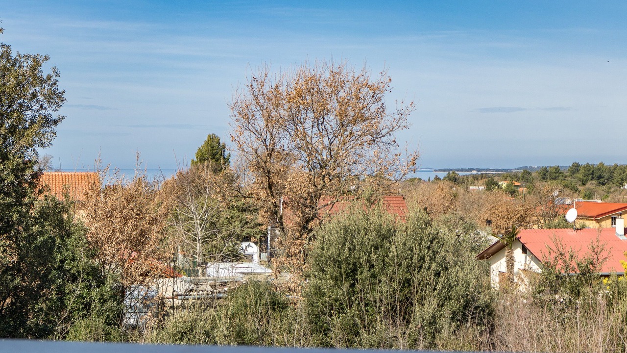 Photo of Others in Peroj