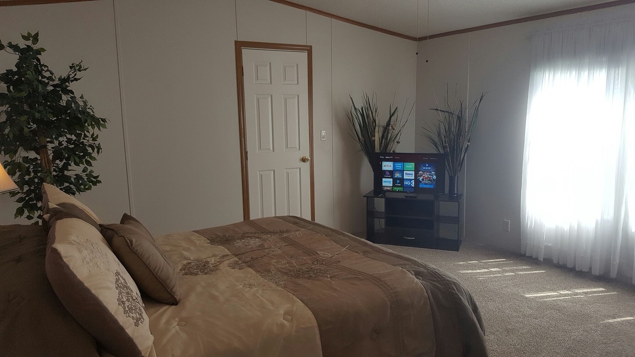 Photo of Bedroom in Silsbee