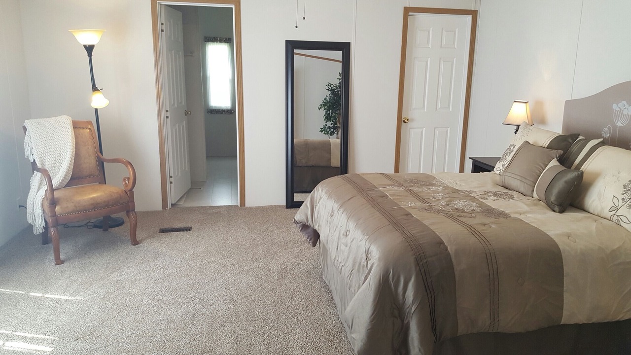 Photo of Bedroom in Silsbee