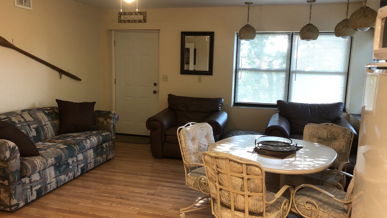 Photo of Livingroom in Osage Beach