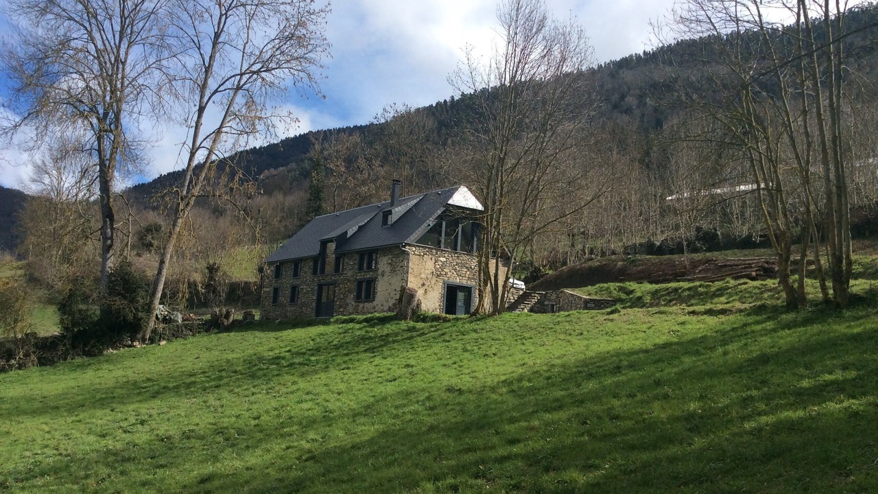 Photo of Outdoor in Camparan