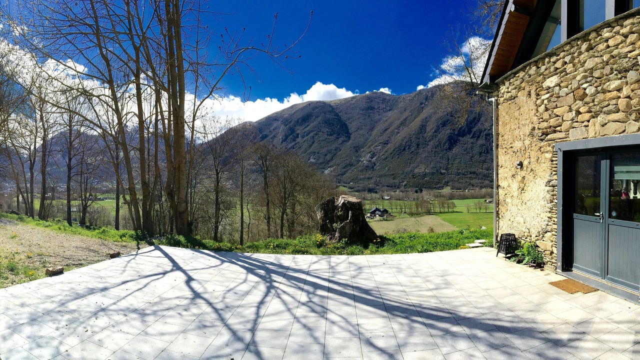 Photo of Outdoor in Camparan