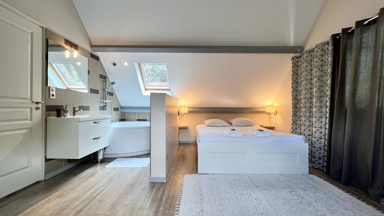Photo of Bedroom in Camparan