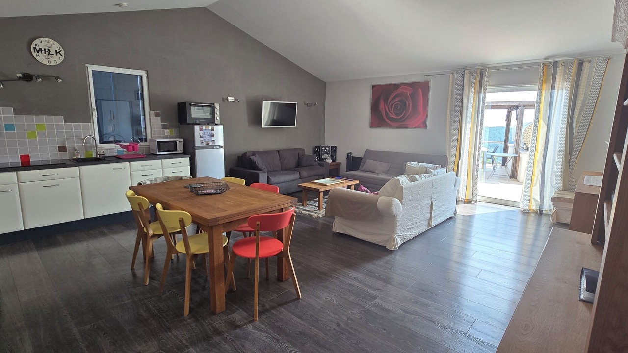 Photo of Livingroom in Planzolles