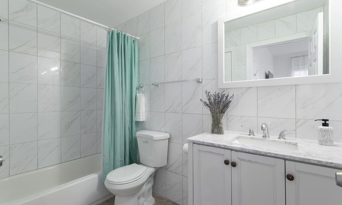 Photo of Bathroom in Chinatown