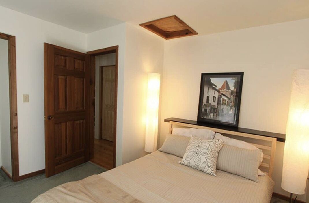 Photo of Bedroom in Grand Bend