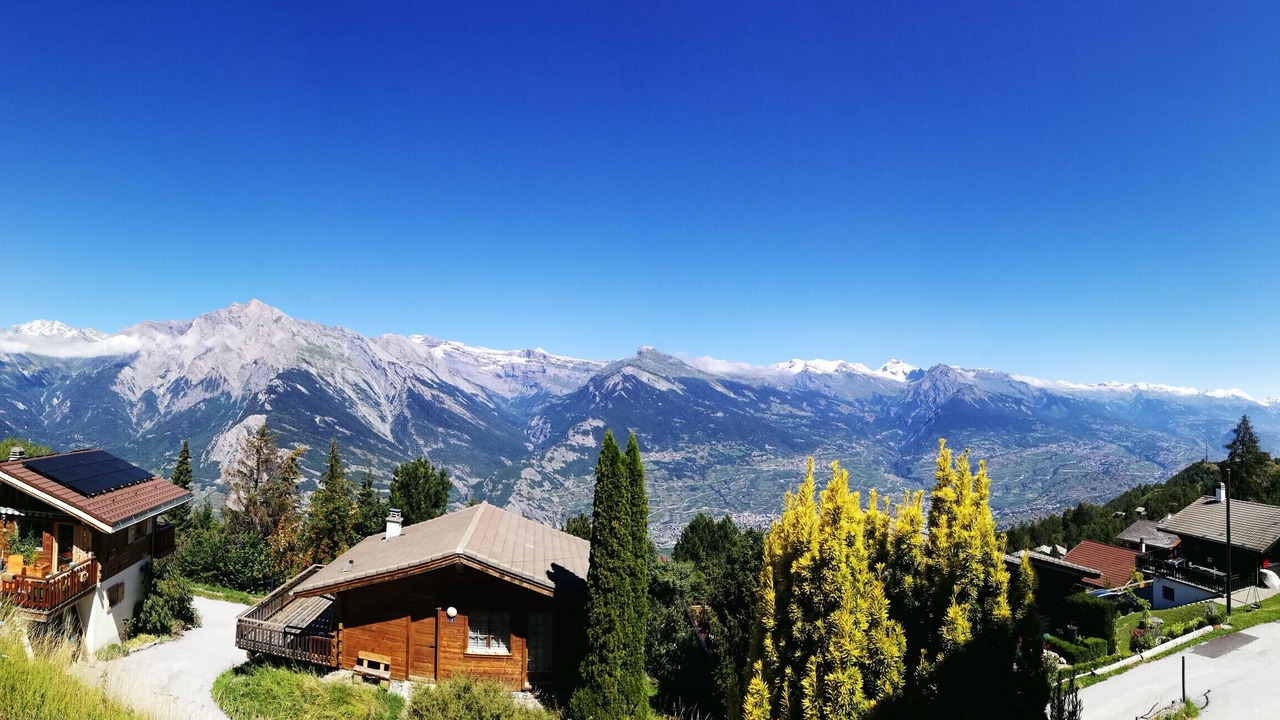 Photo of Outdoor in Saint-Pierre-de-Clages