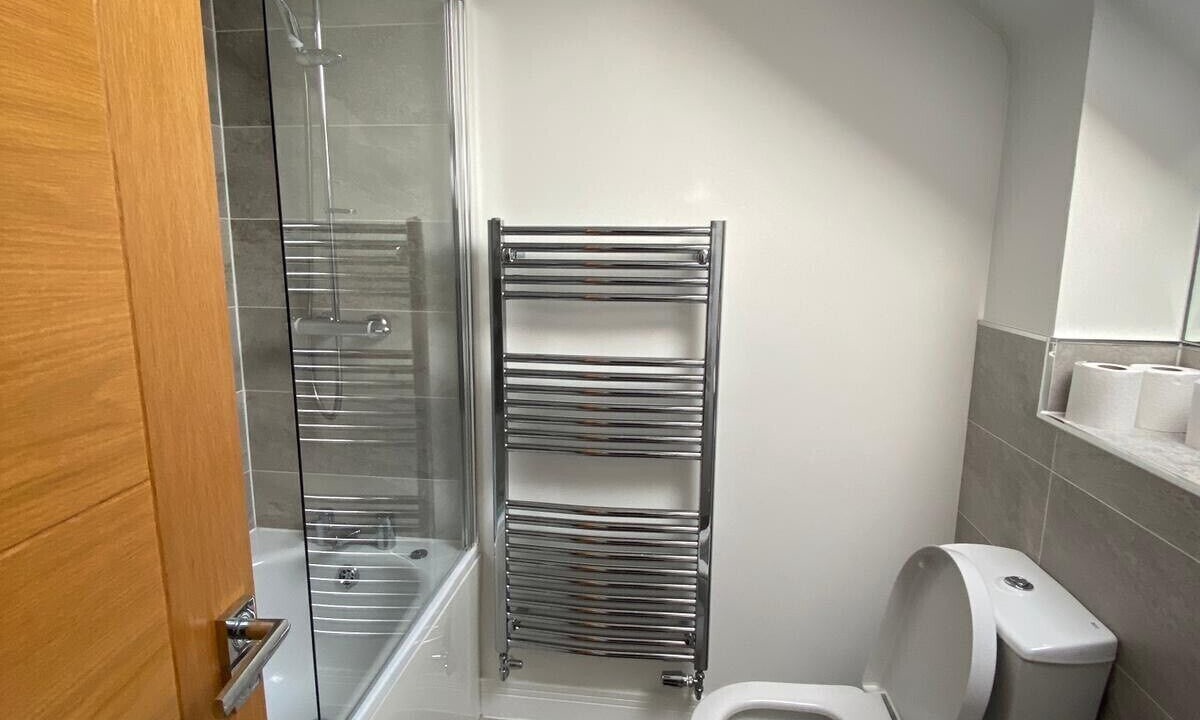 Photo of Bathroom in Earlswood