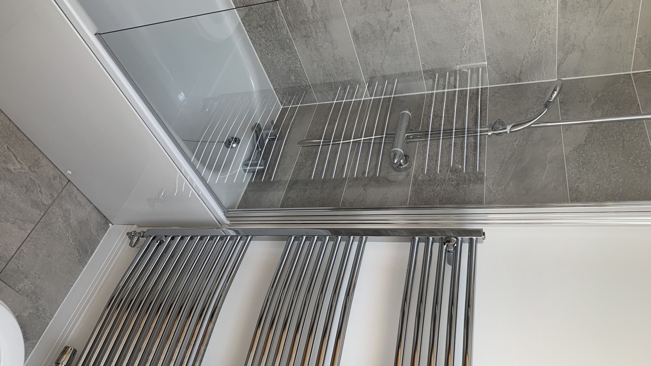 Photo of Bathroom in Earlswood